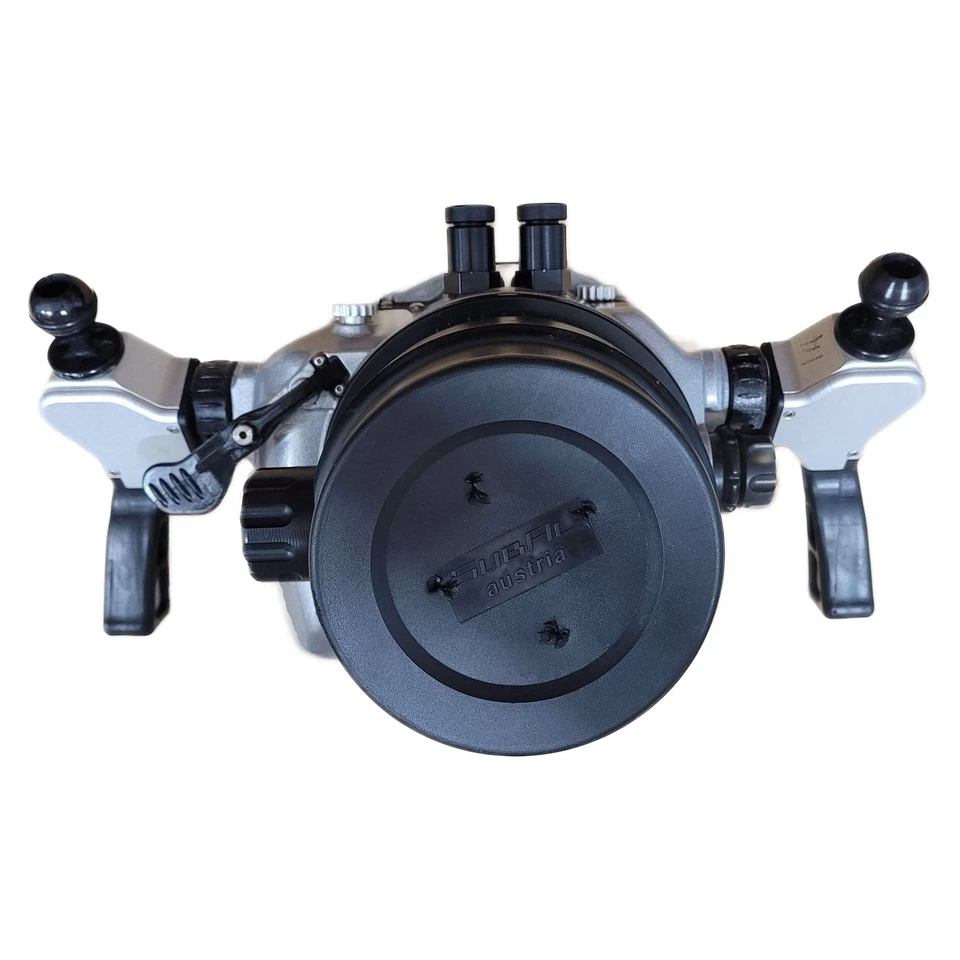 Carcasa submarina Light & Motion D100 Titan con puerto de enfoque subal Foto 2 de 4