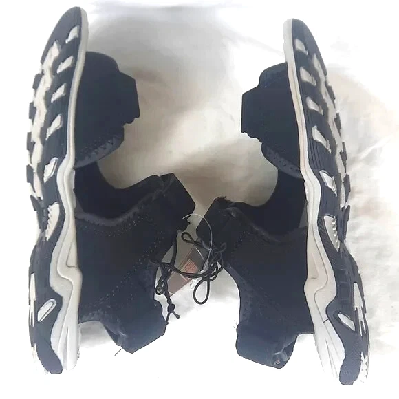 Sandalias Khombu Brady Niños Talla 1 M Gamuza Negra Nuevas Con Etiqueta Foto 3 de 4