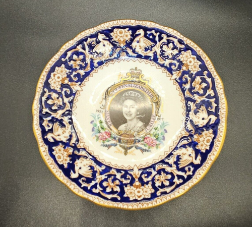Crown staffordshire bone china Elizabeth II silver jubilee Trinket Saucer Rare