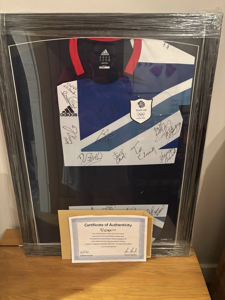 British Olympic Men’s Football Team 2012 Signed Shirt By Members Of The Team - Image 2 of 4