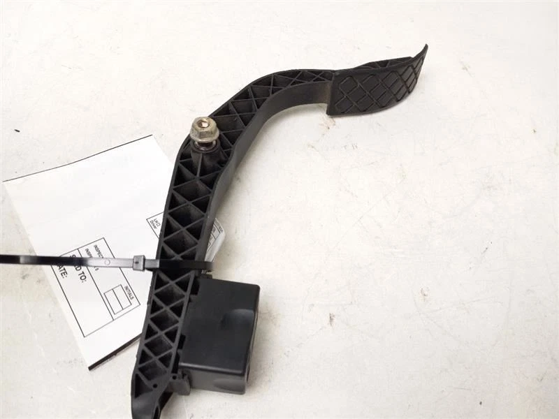 PEDAL DE GÁS compatível com 1999 Volkswagen Beetle GL - Imagem 2 de 4