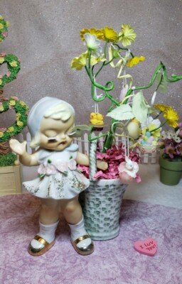   Vintage Easter figurine Easter tree Chase shopper girl BEAUTIFUL   come SEE ME