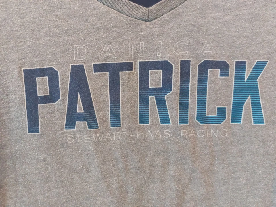 NASCAR Danica Patrick #10 Womens Sm Gray Short Sleeve V Neck Fanatics Shirt - Image 4 of 4