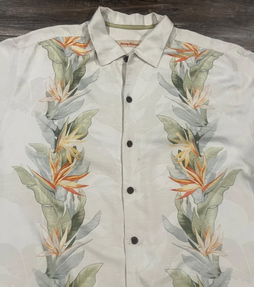 Tommy Bahama Cream w/Flowers Silk Short Sleeve Shirt Size XLarge - Image 2 of 3