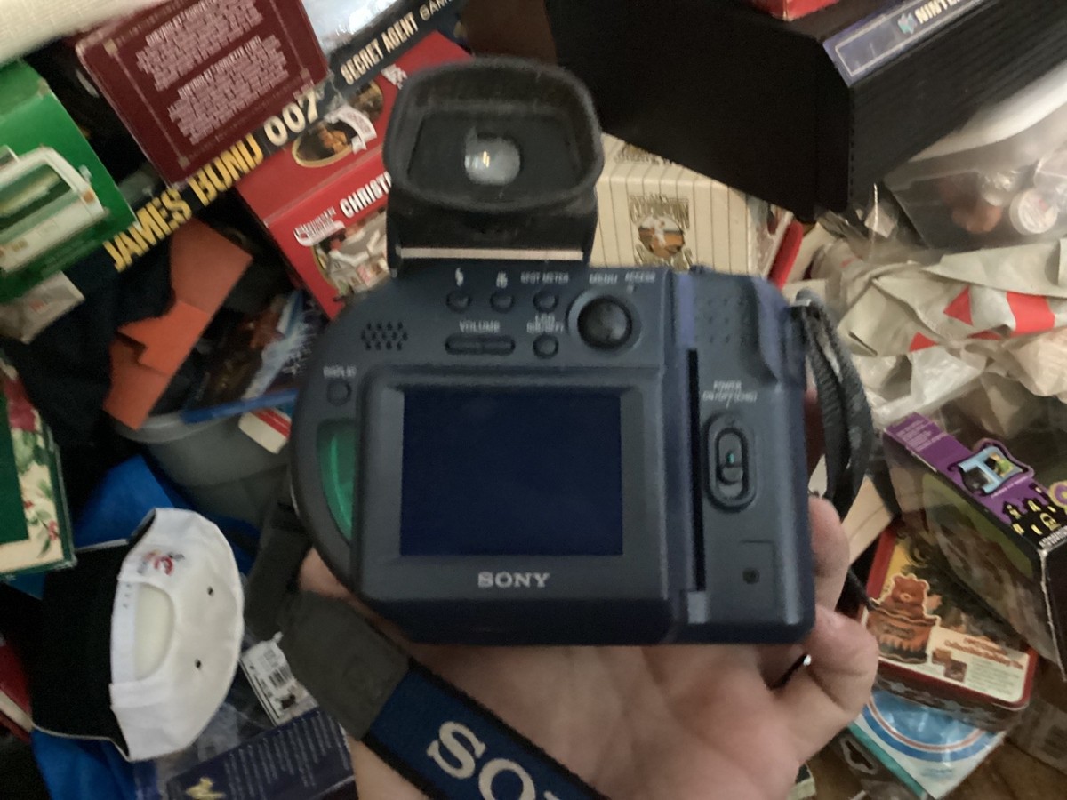 Sony Mavica MVC-CD1000 Digital Camera 2.1MP 20x Optical Zoom | eBay