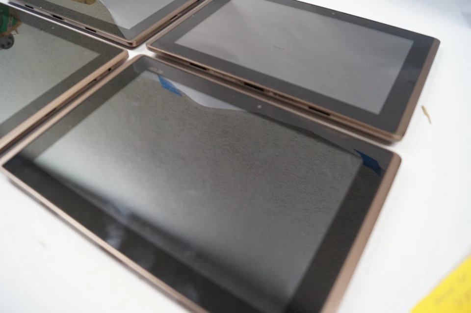 ASUS TF101 Eee Pad Transformer 10.1'' 16GB Mem 1GB Ram WiFi Untested PoR C152 - Image 3 of 4