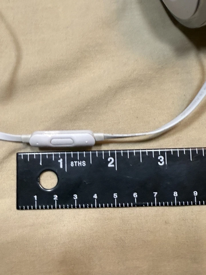 Original OEM Beats Dr. Dre EP Auriculares Inalámbricos con Cable Blanco 3.5mm Jack ML9A2LLA Foto 4 de 4