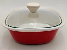 CorningWare Etch Red 1.5 Qt Square Casserole Baking Dish with Glass Lid