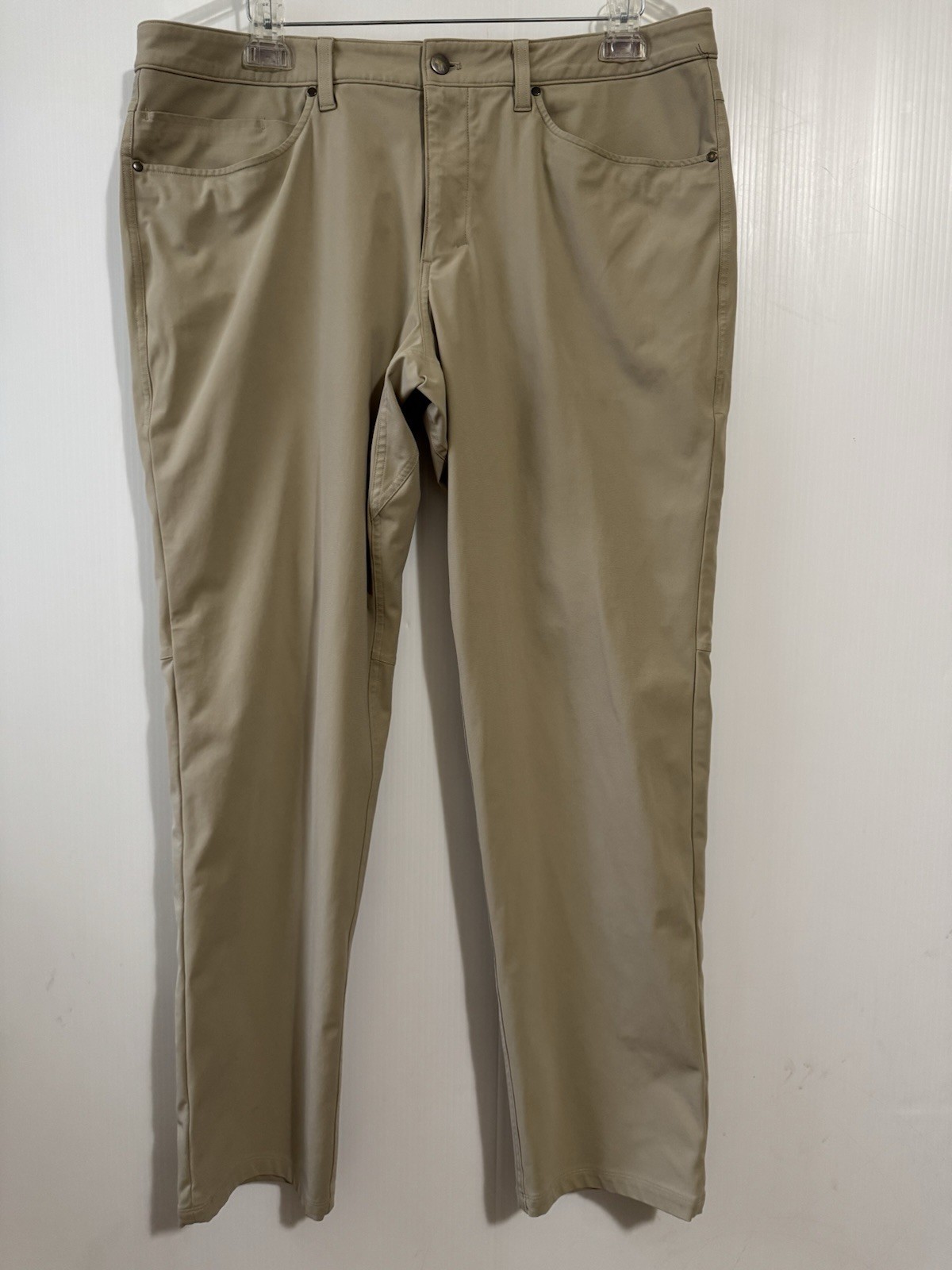 Lululemon Mens ABC Pants Classic-Fit Trouser Warpstreme Khaki Sz 36