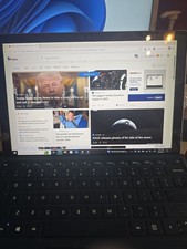 Microsoft Surface Pro 4 1724.  i5-6300U,  4GB RAM 128GB SSD For Parts Turns On