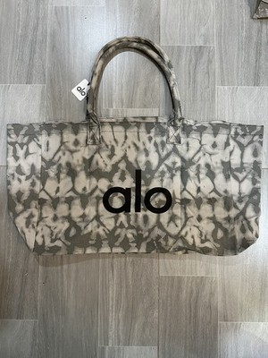 Alo Yoga Tote Bag Large Gray Canvas Tie Dye   Beach / Gym Bag   New with Tags