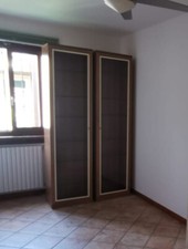 ARMADIO VETRINETTA GRANDE , LIBRERIA , ESPOSITORE, VETRINA USO IN VARIE STANZE