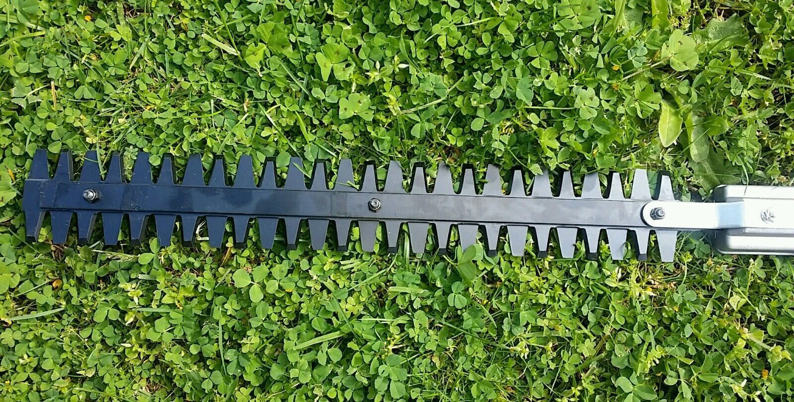 Hedge Trimmer Attachment FIT Victa Tornado Plus TTS2226 Line trimmer eBay