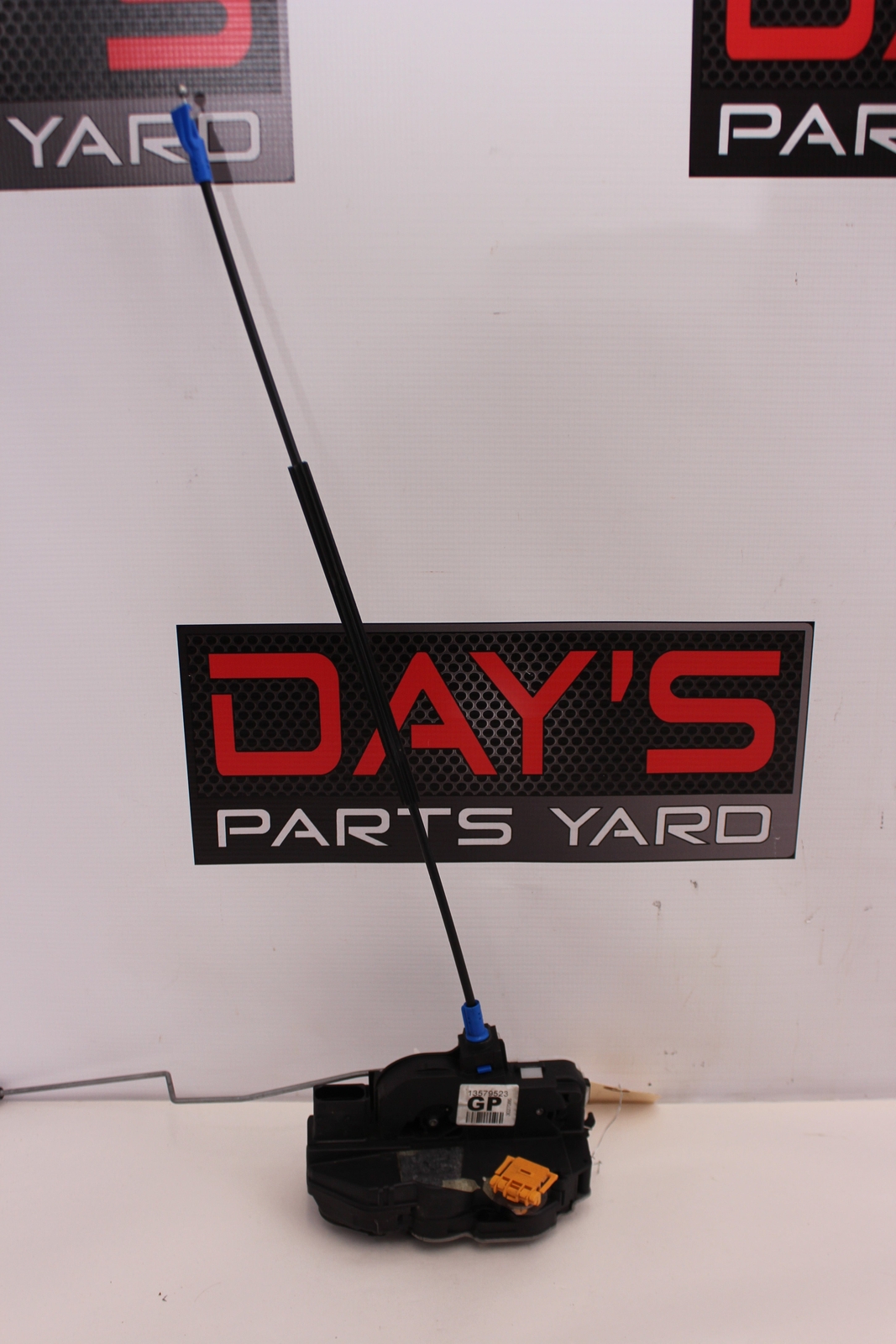 2016 Chevy SS Sedan Front RH Passenger Door Lock Actuator 13579532