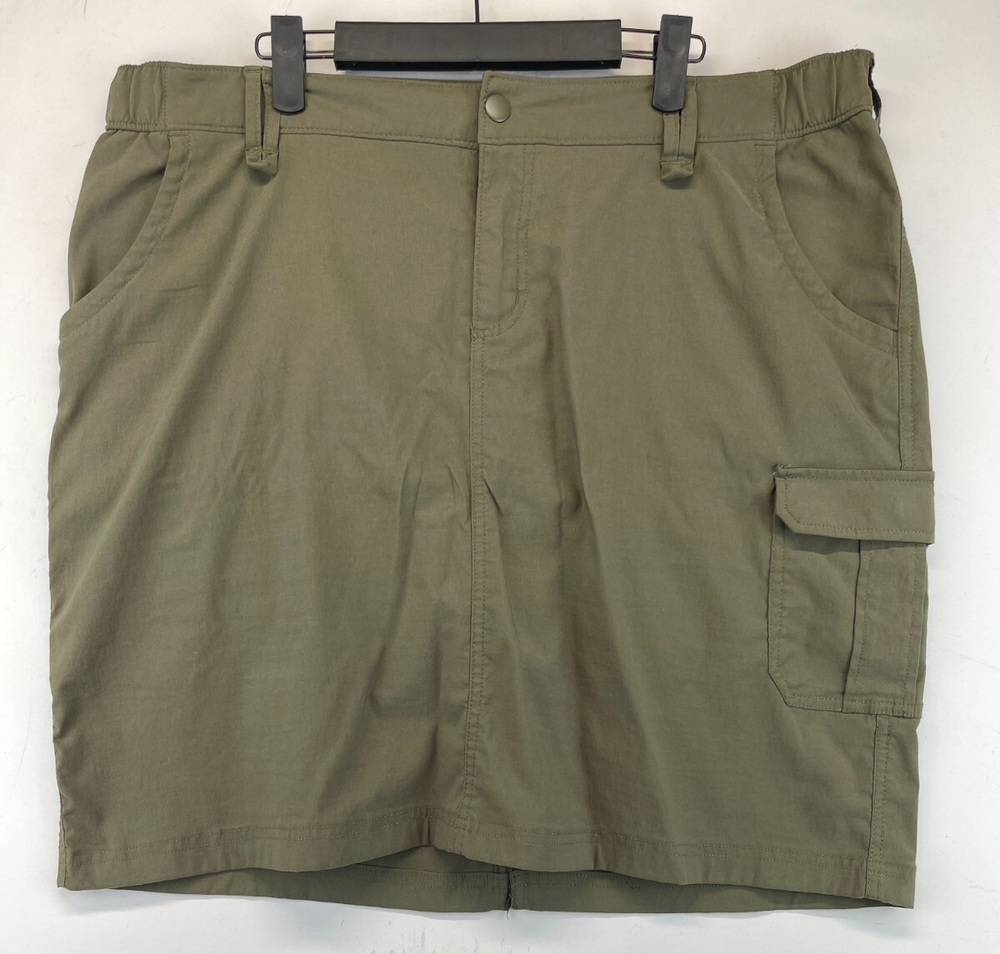 Women's Green Mesh Tennis Skirt with Slip Shorts - Size 18 (3035)