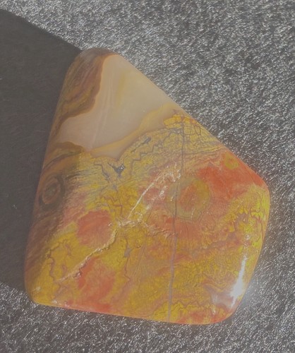 MORGAN HILL POPPY JASPER COLORFUL POLISHED NUGGET 15.9 GRAMS or 75.5 Carats - Picture 9 of 13