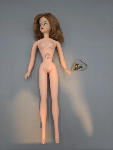 Vintage 1960s American  Character Tressy Grow hair 12" Doll Nude With Key