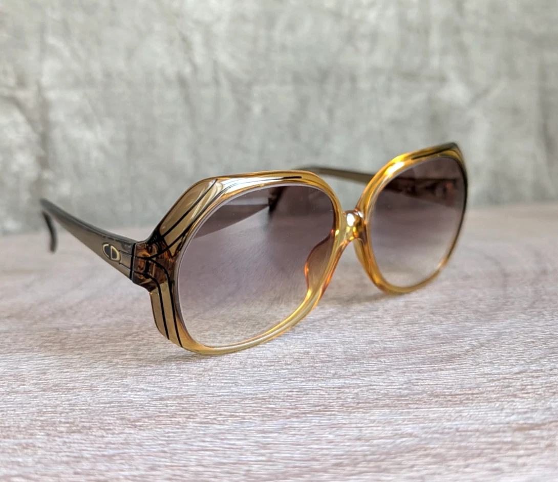 Preços baixos em Óculos de Sol Vintage Dior | eBay