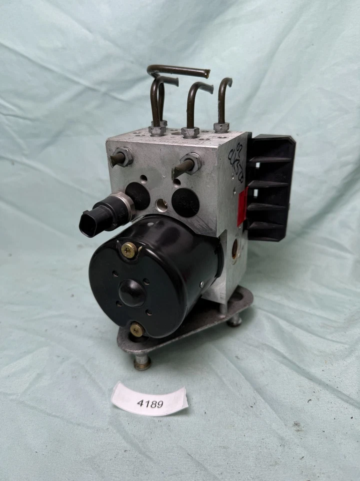 00-03 梅赛德斯 W210 W208 E320 CLK430 CLK320 ABS 防锁制动泵 0130108096 — 第 3/4 张图片