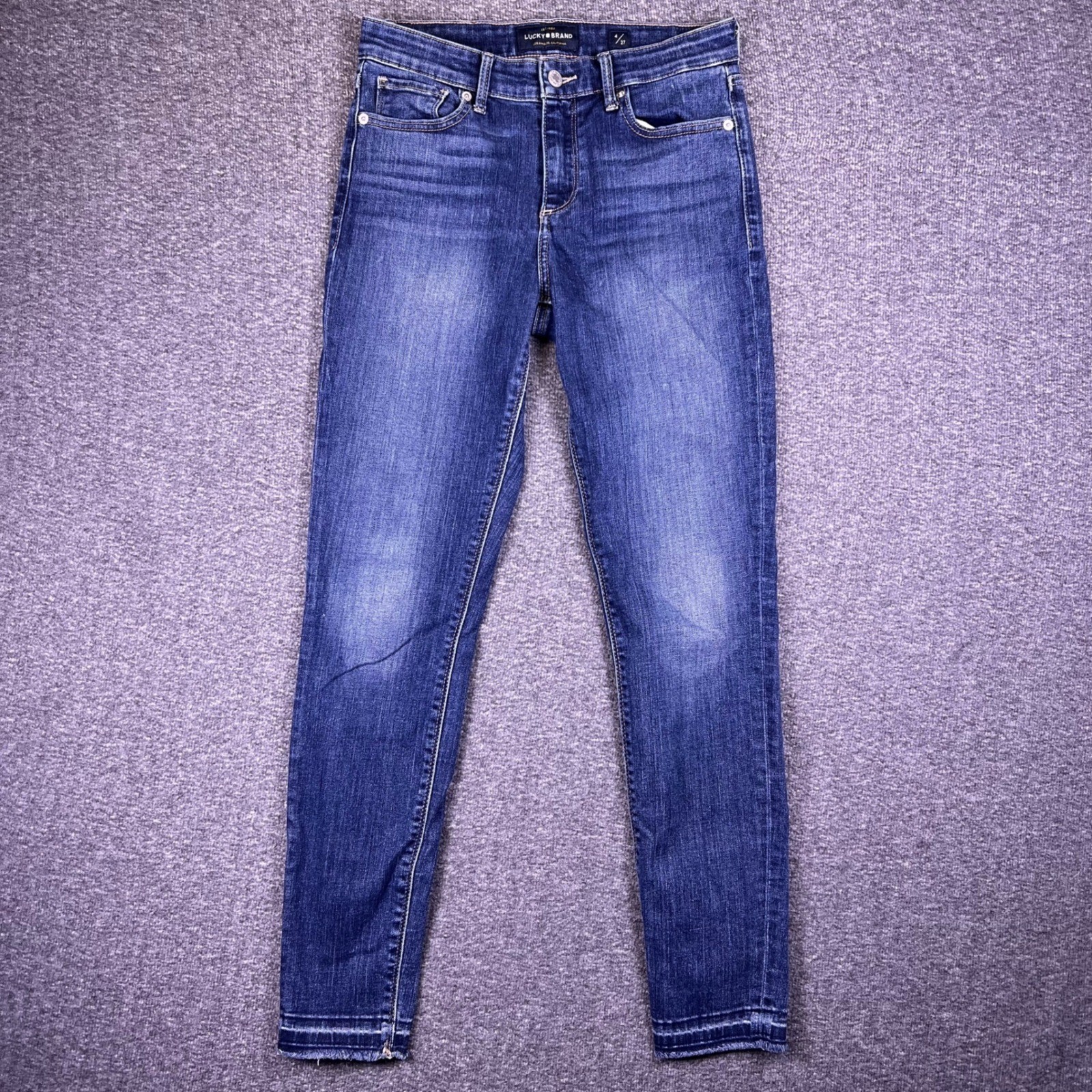 Womens 4/27 Blue Wash Chic Frayed Hem Fits27.5x28.5