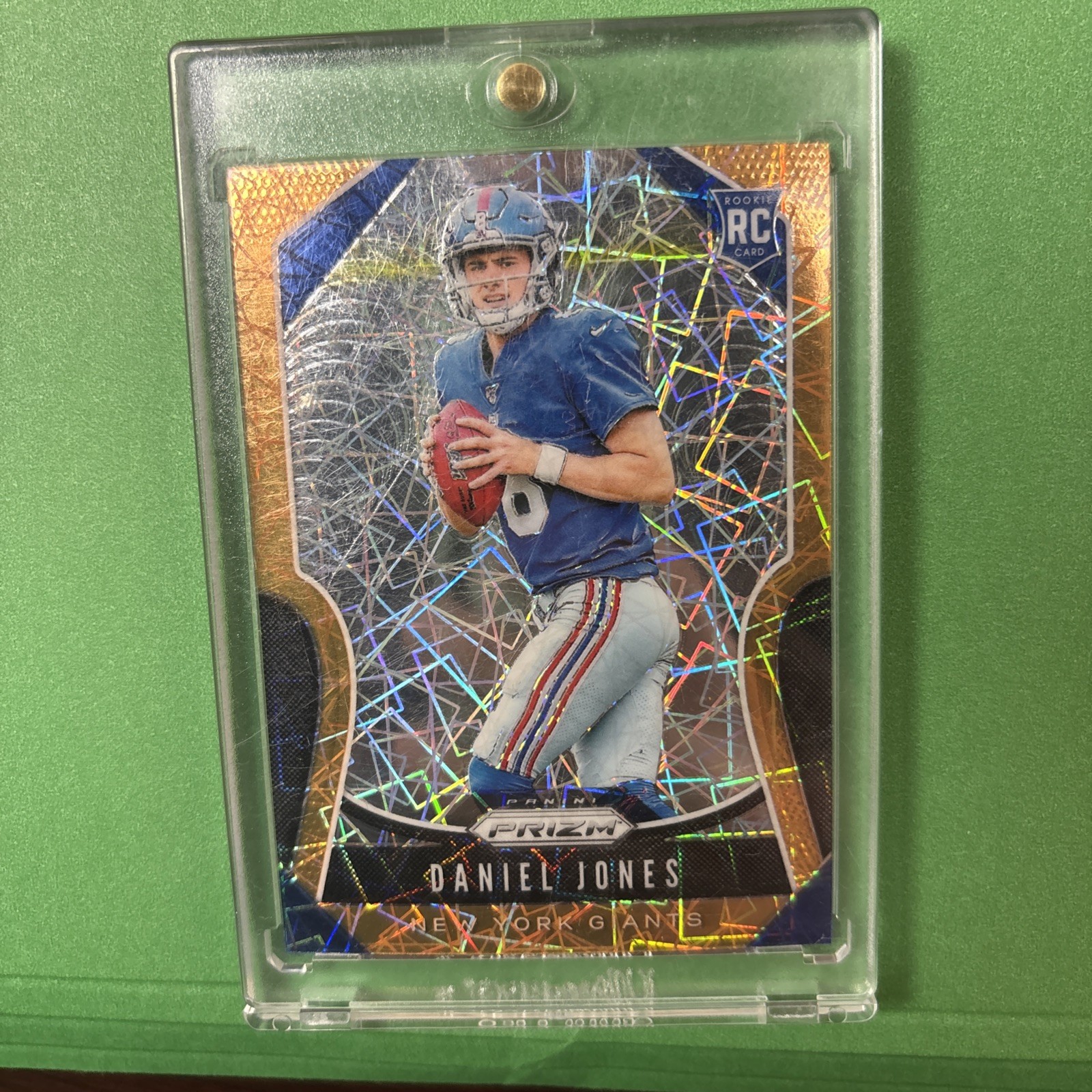 2019 Prizm Football Daniel Jones GIANTS #302 Rookie RC Gold Lazer