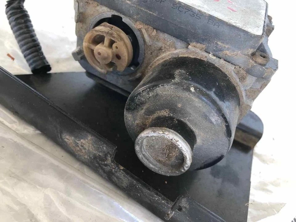 1997 MERCURY COUGAR XR-7 Cruise Speed Servo Control Actuator Assembly OEM - Image 3 of 4