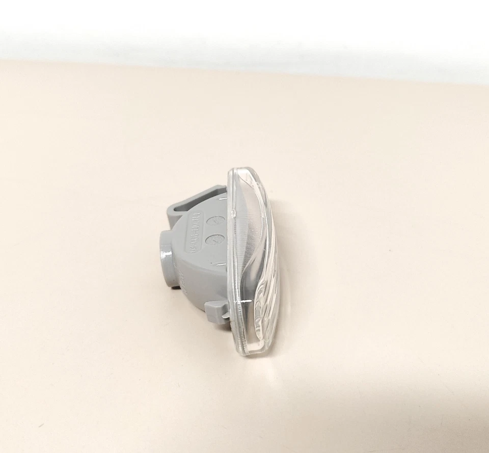 FANALINO FRECCIA LATERALE FIAT PANDA-IDEA-GRANDE PUNTO-DOBLO-QUBO - CITROEN NEMO - Immagine 3 di 4