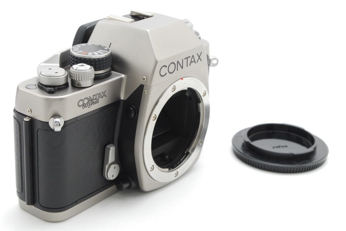 コンタックス　S2 Contax S2 Review - A No Frills Titanium 35mm SLR