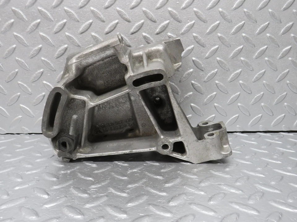 ⚙40652⚙ Soporte bomba dirección asistida mercedes-benz w123 300d 6172360330 Foto 2 de 4