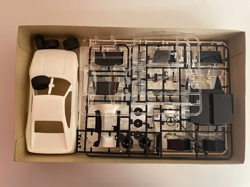 1/24 FUJIMI - FERRARI 348 GTB - MONTESHELL - Immagine 2 di 4