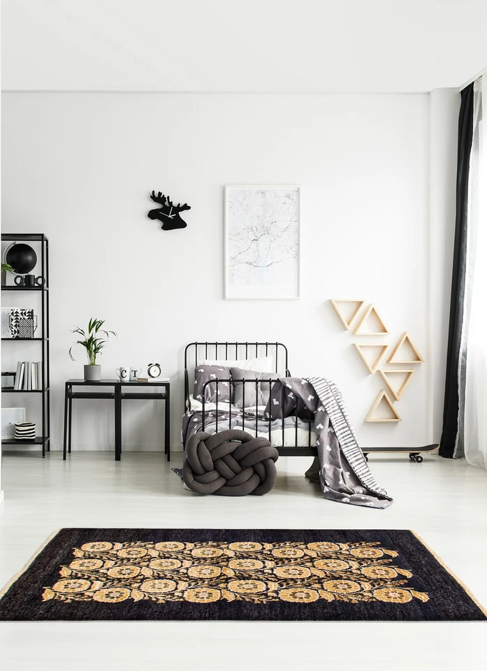 3'9" x 6'0" Hand Knotted Area Rug Traditional Oriental Wool Carpet - Image 2 of 4