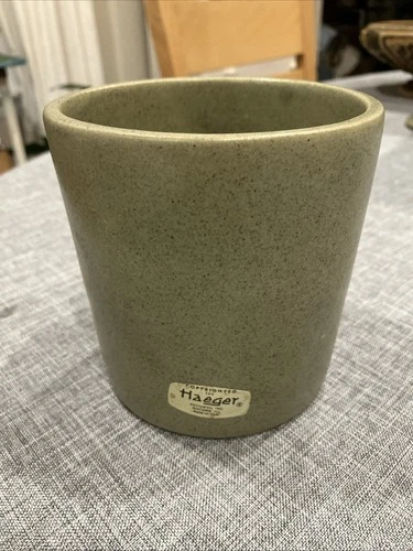 Haeger pottery Vase