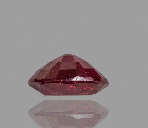 NATURAL RUBY 1.96 CARATS Mozambique Ruby-Manik 1.96 (2.15 Ratti) IGI CERTIFIED - Image 3 of 4