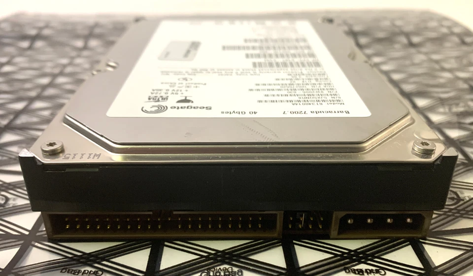 Seagate Barracuda 7200.7 40GB Internal 7200RPM 3.5" (ST340014A) Hard Disk Drive - Image 2 of 4