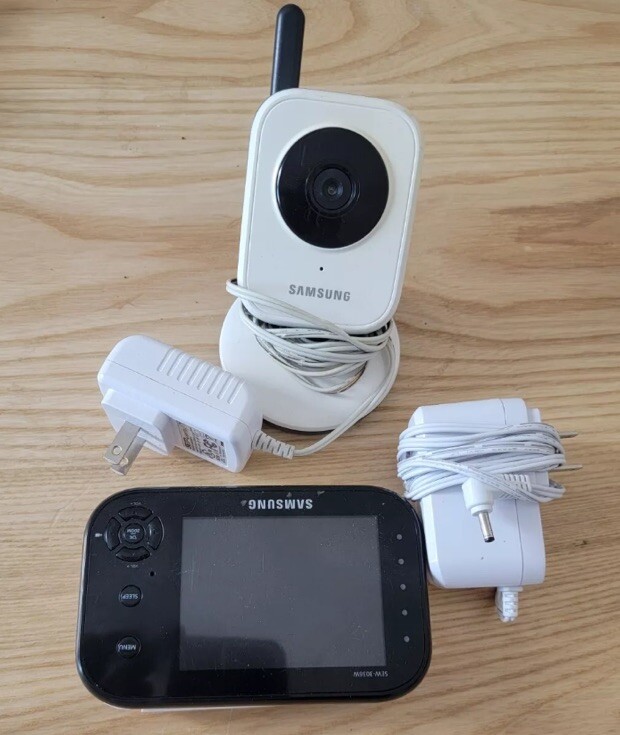 SAMSUNG Baby Monitor with Night Vision Zoom & Rechargeable Two-Way Audio SEB-101ARW-image