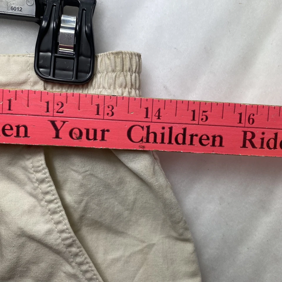 Bermuda de carga Cabelas feminina tamanho 8 bege caminhada acampamento 8 bolsos utilitário ao ar livre - Imagem 4 de 4