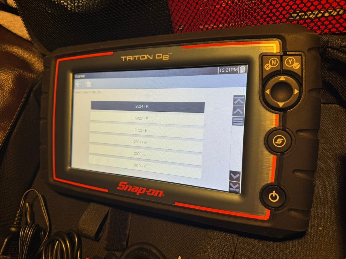 2024 SNAP-ON EEMS343 TRITON D8 SCANNER LAB SCOPE SNAPON DIAGNOSTIC