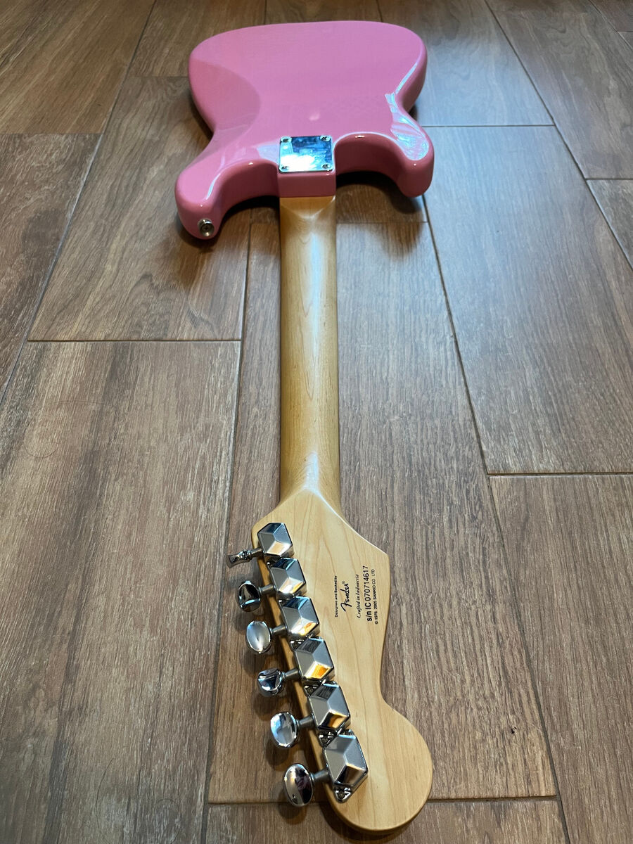 Hello Kitty Pink Squier mini guitar by Fender | eBay Hello Kitty Pink Squier mini guitar by Fender | eBay