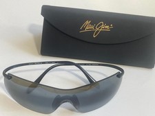 Maui Jim BREAKWATER Polarized Sunglasses 510-02 Black/Neutral Grey Shield