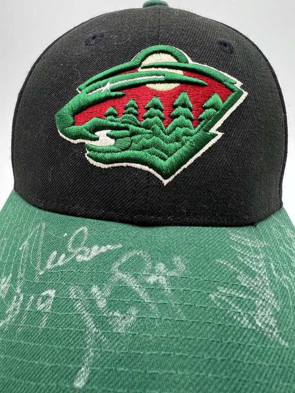 Reebok Minnesota Wild NHL Snapback Hat Signed Autographed OSFA Black Green Cap