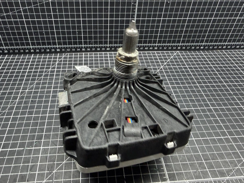 Газовый клапан водонагревателя Honeywell P#WV8840C1404 - Изображение 3 из 4