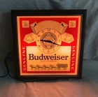 Vintage 1980s Budweiser Beer Deluxe Label Clydesdales Light Up Clock Sign Works
