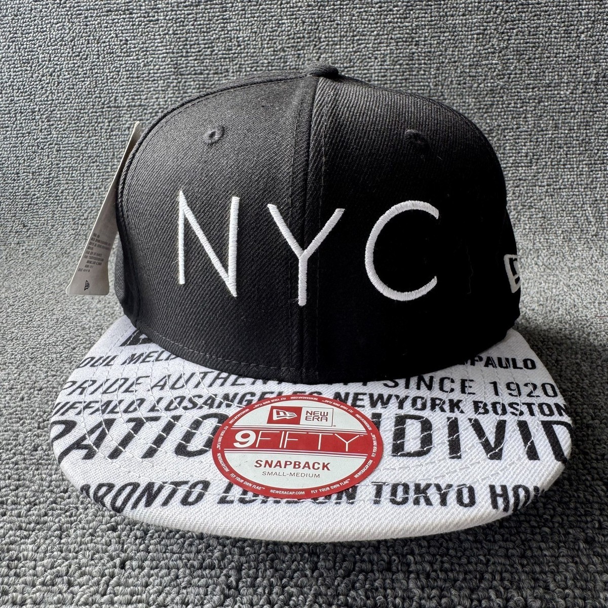 New Era 9FIFTY NYC Black White Snapback Cap Hat