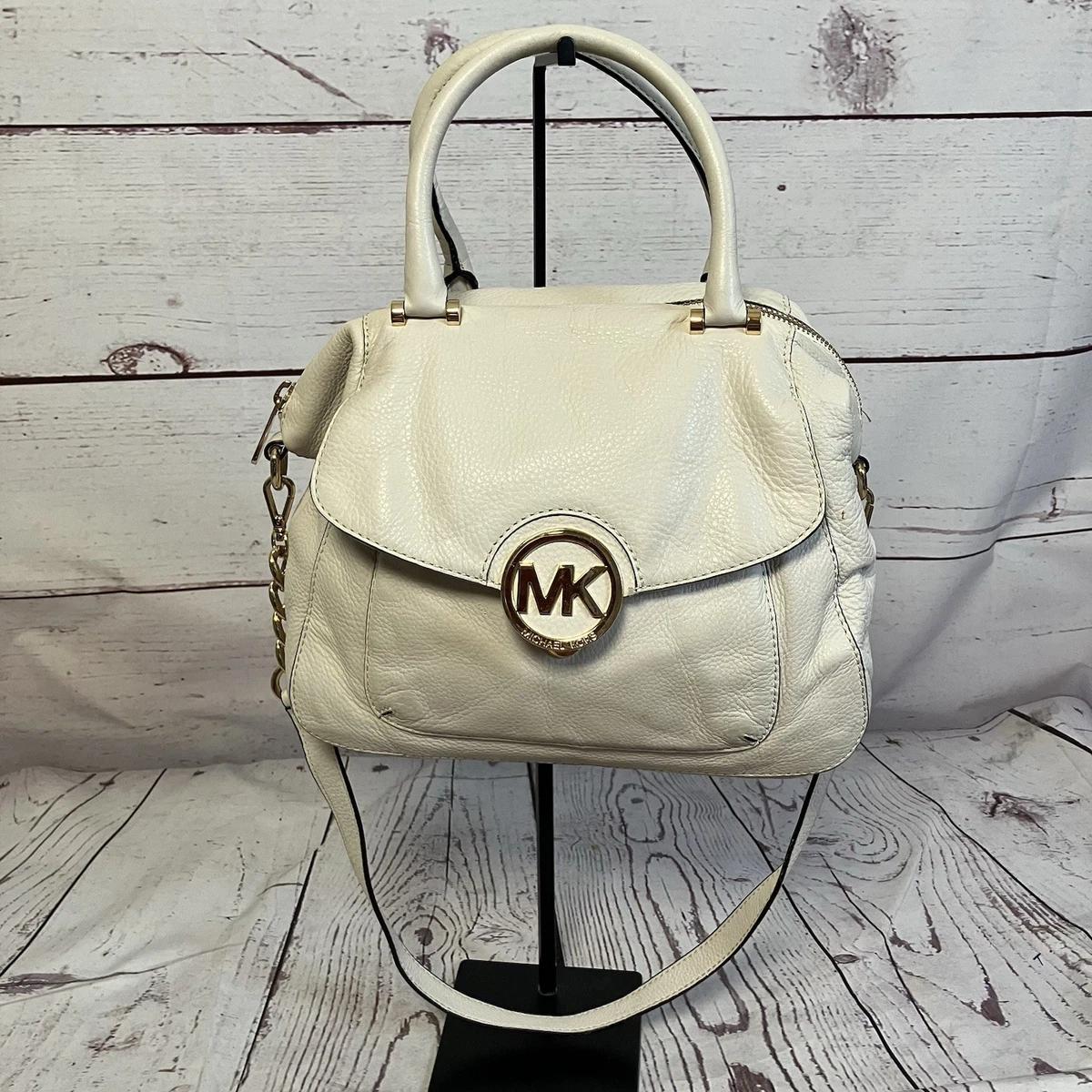 MICHAEL KORS FULTON マイケルコース  フルトン  ショルダー Michael Kors Fulton Small Cross-body Bag in Black Leather