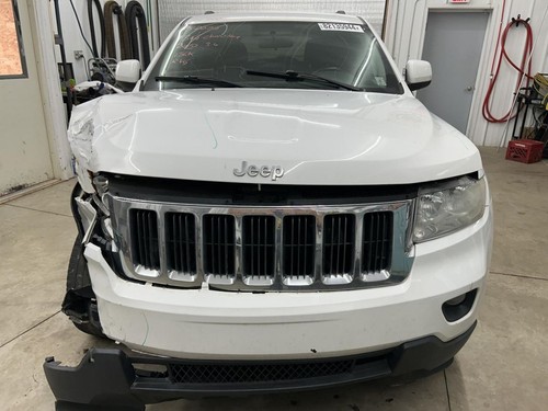 2013 Jeep Grand Cherokee Speedometer Cluster Laredo MPH - Picture 3 of 12