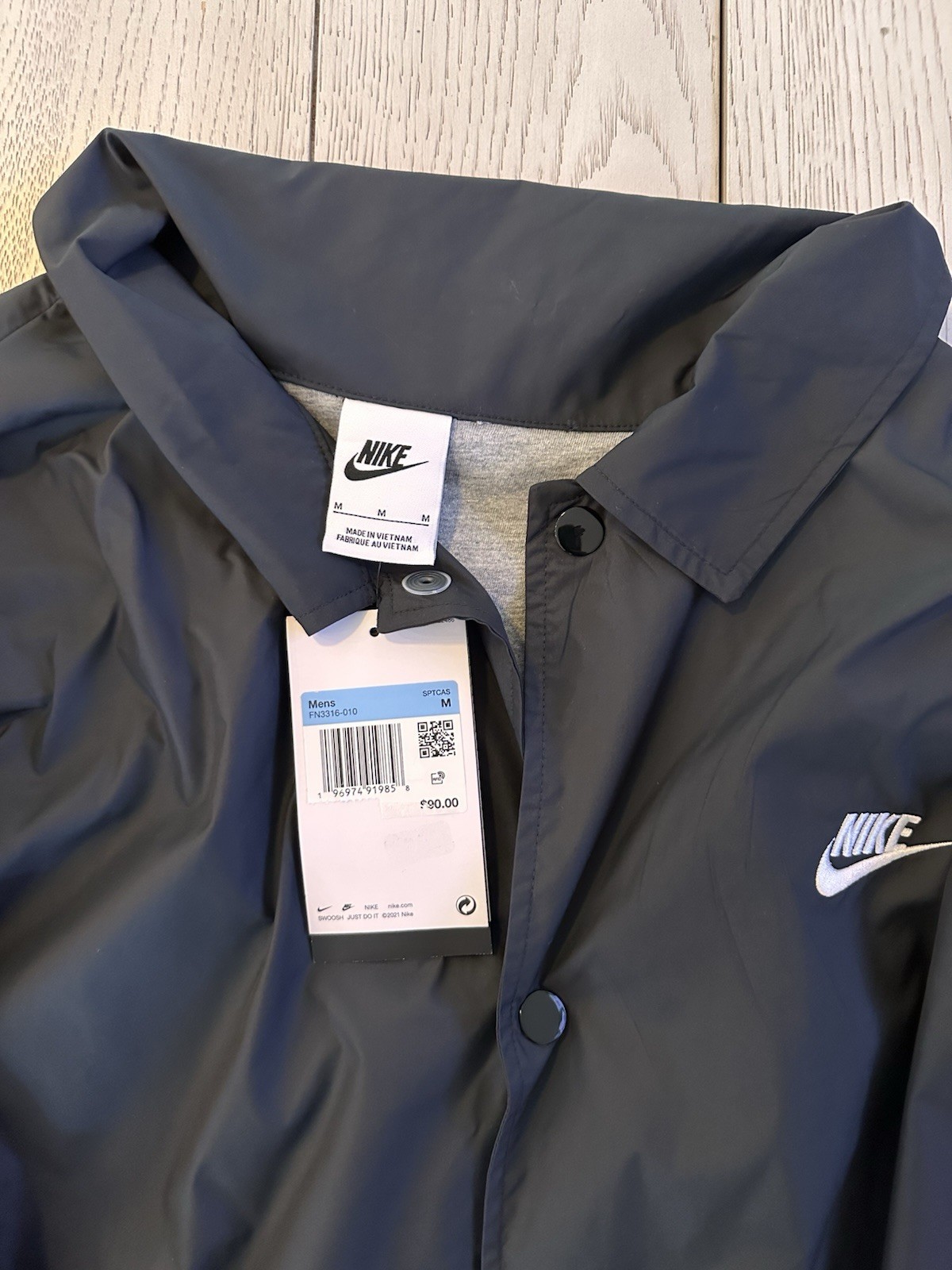 SACAI X NIKE Giacca Nike Club Uomo Coaches Taglia Media Nero Bianco Logo Nuova con etichette
