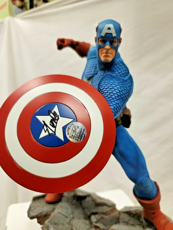SIDESHOW EXCLUSIVO Firmado por STAN LEE CAPITÁN AMÉRICA FIGURA PREMIUM ESTATUA Busto Foto 3 de 4