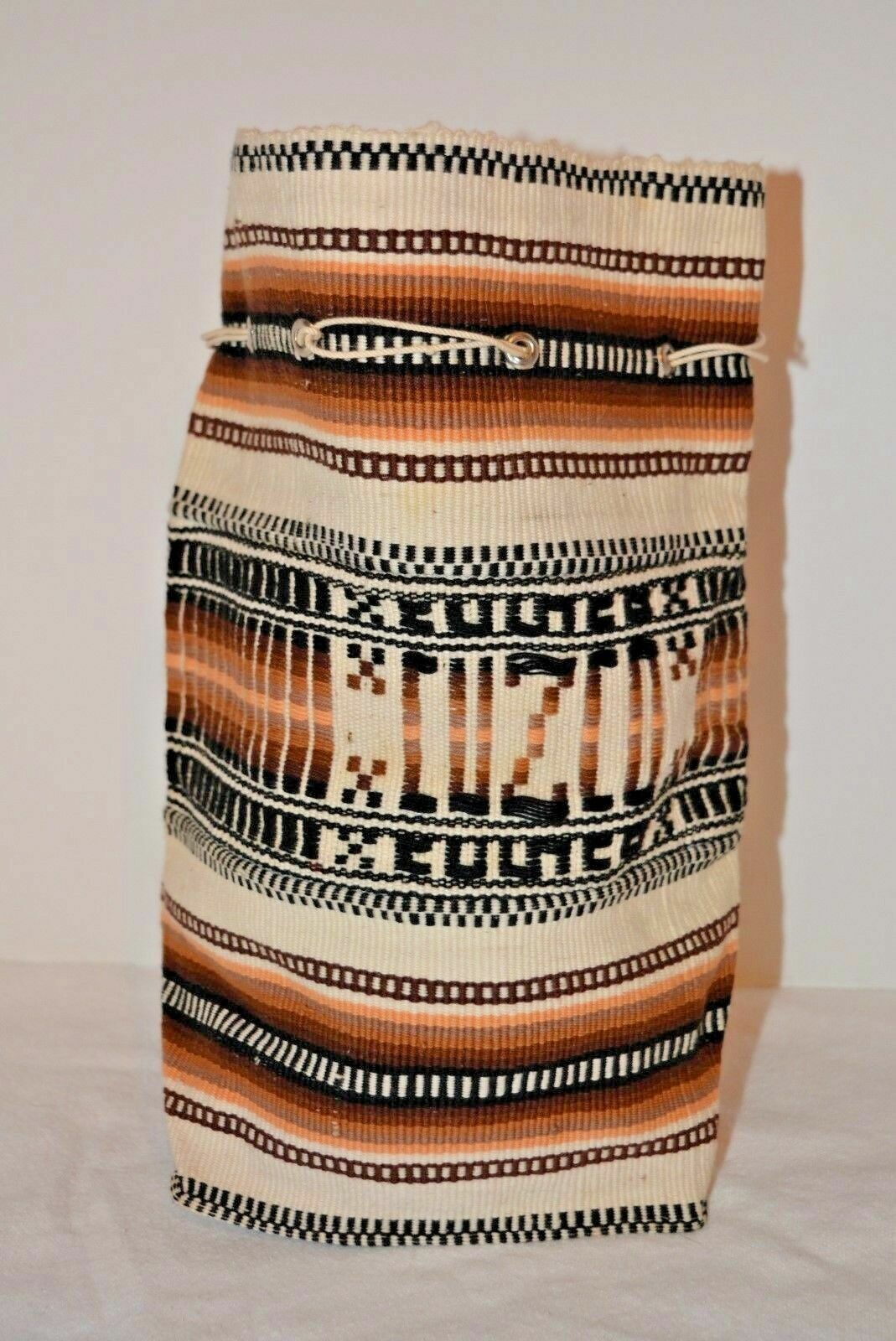 Peruvian Handwoven Wool Rucksack Drawstring Purse… - image 2