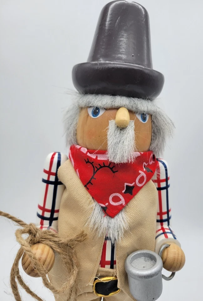 西部 Rodeo 牛仔圣诞胡桃夹子带套索马克杯头巾  — 第 3/4 张图片