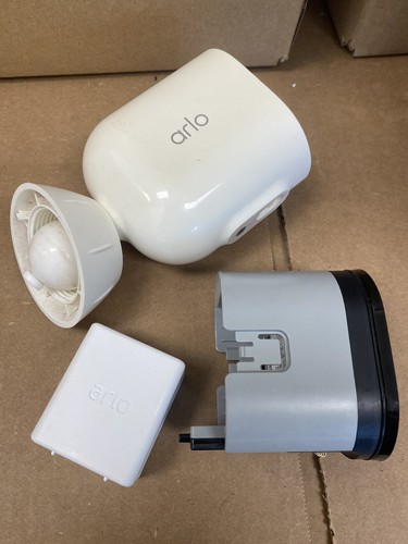 Arlo Pro 4 Spotlight Wireless Camera Single VMC4041P WHITE - NO MOUNTING PLATE